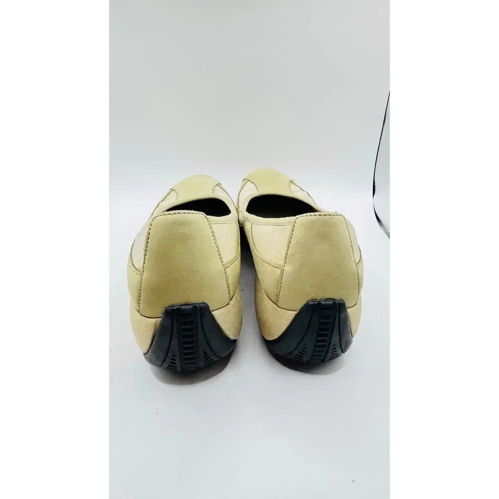 Merrell Spire Flex Vintage light olive color soft leather comfort flat shoes sz9